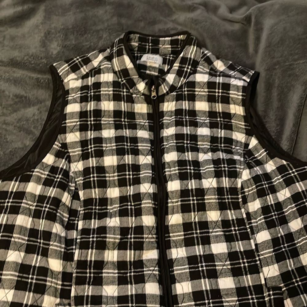Croft & Barrow vest